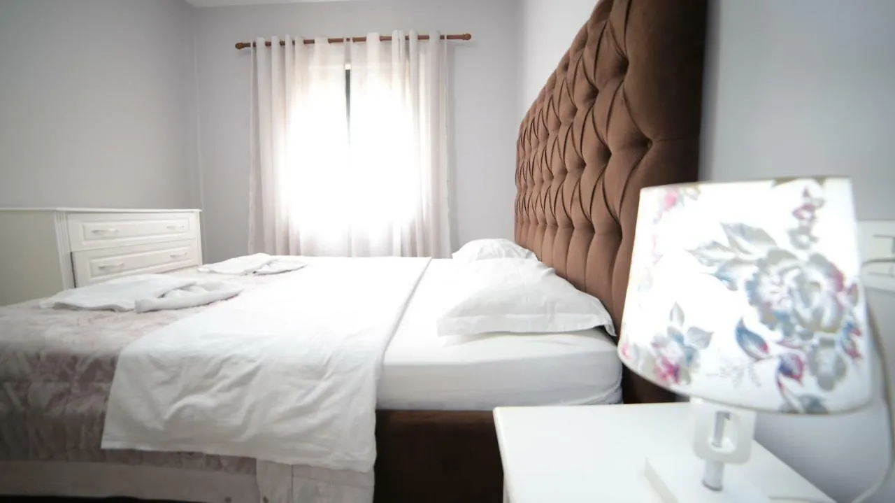 Hotel Bujtina Shqiptare Tirana 0*,