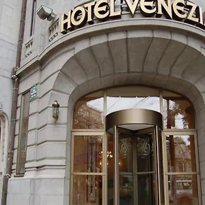 Venezia By Zeus International Отель Бухарест