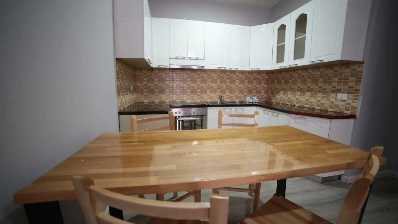 Bujtina Shqiptare Hotell Tirana